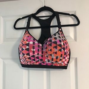 Victoria Secret Incredible Sports Bra 38DDD